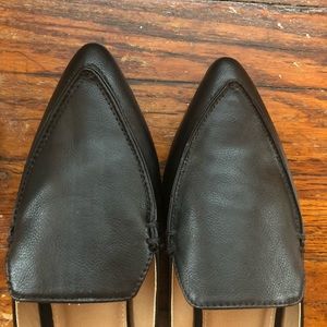 Black point slip on